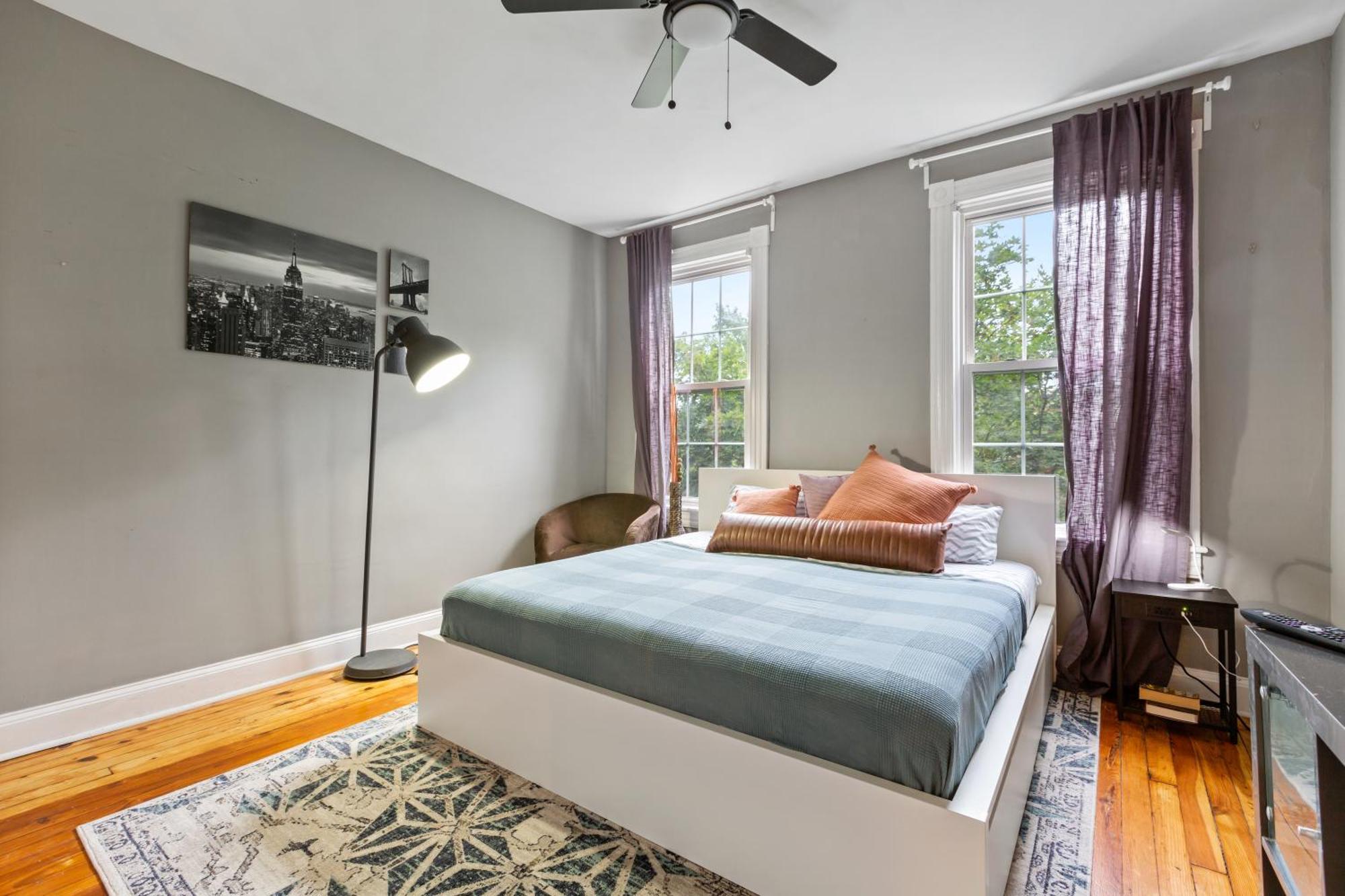 Pristine Townhouse With Rooftop Deck Near Canton! Baltimore Extérieur photo